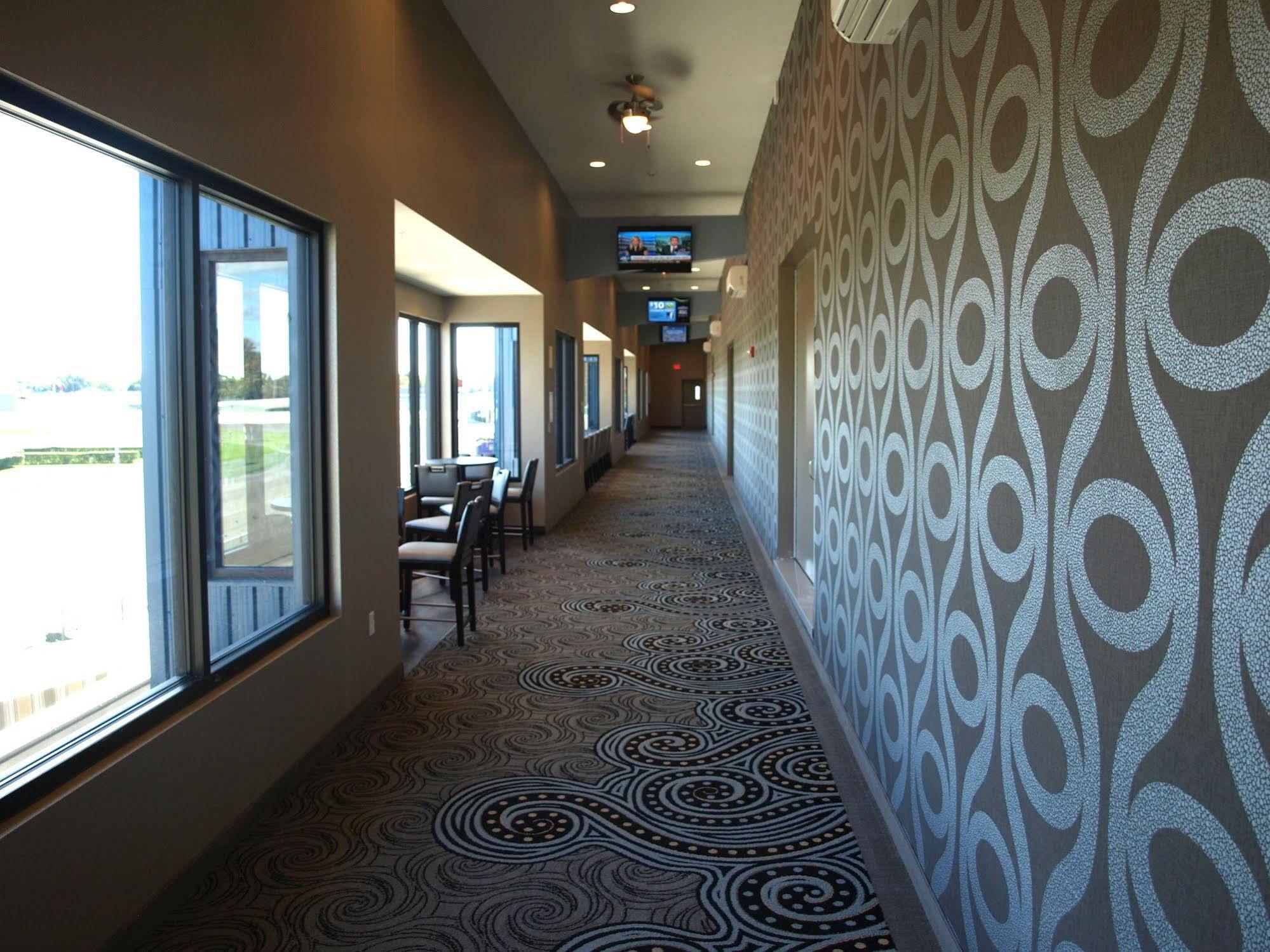 Hotel At Batavia Downs المظهر الخارجي الصورة
